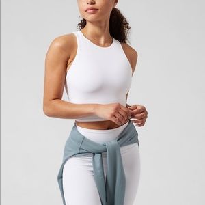 ATHLETA CONSCIOUS CROP (D-DD) SIZE SMALL